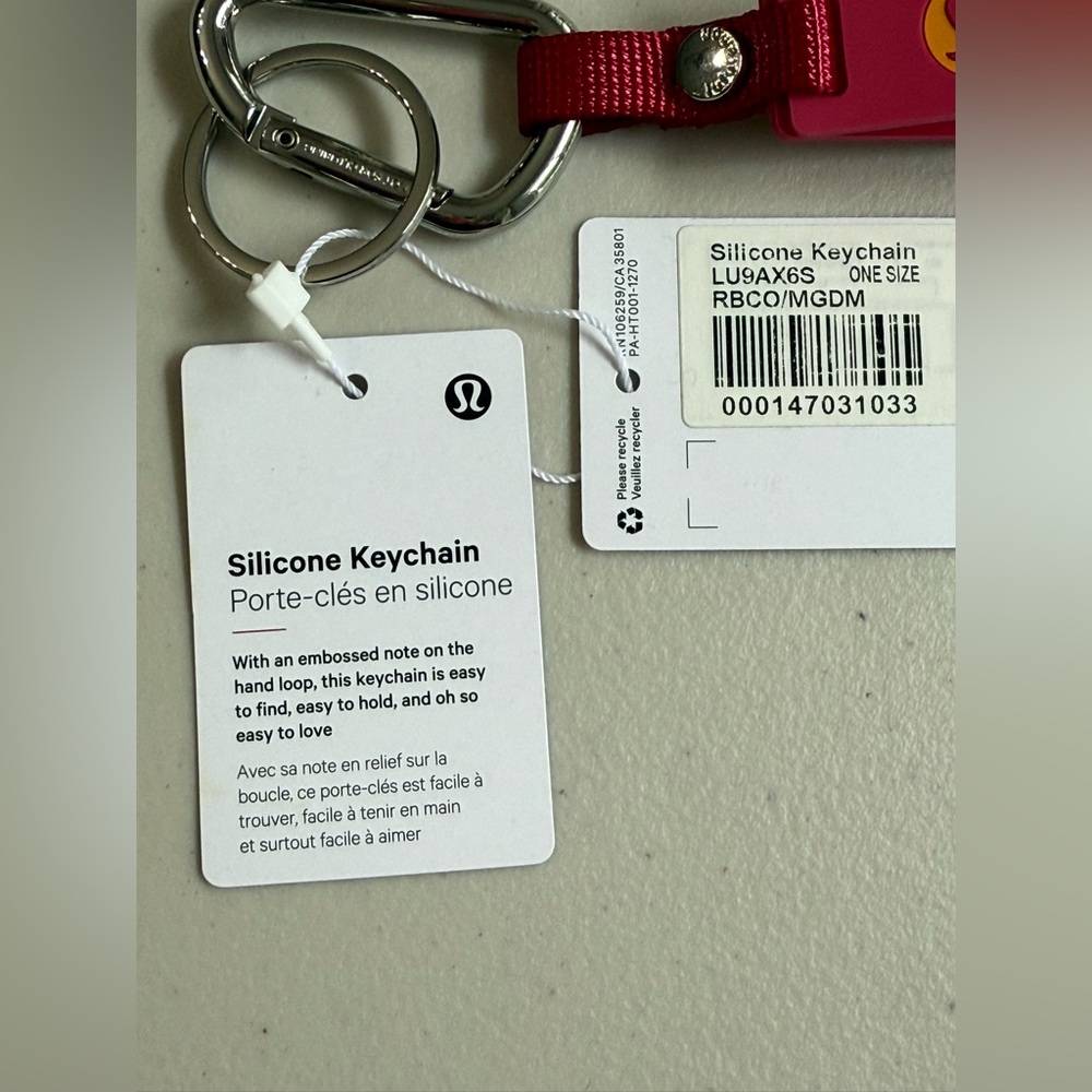 Lululemon Silicone Keychain RBCO/MGDM Raspberry coulis/Mango Dream - Picture 2 of 4
